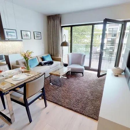 Apartment White Pearl 3.10 *